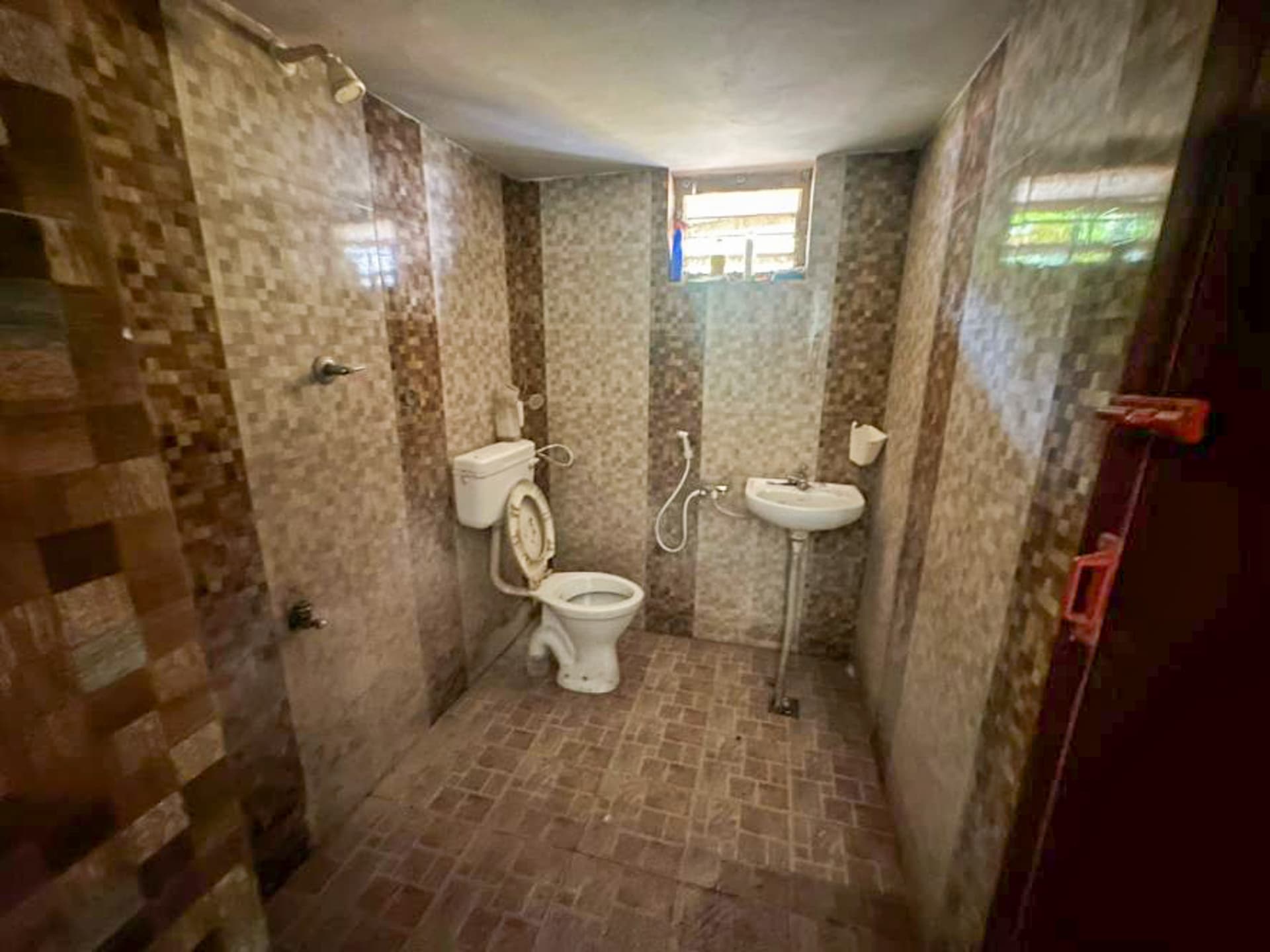 Property Photos 8