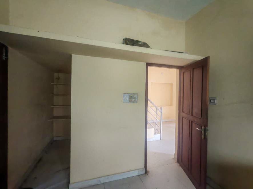 Property Photos 16