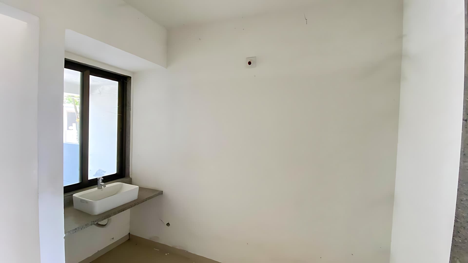 Property Photos 18