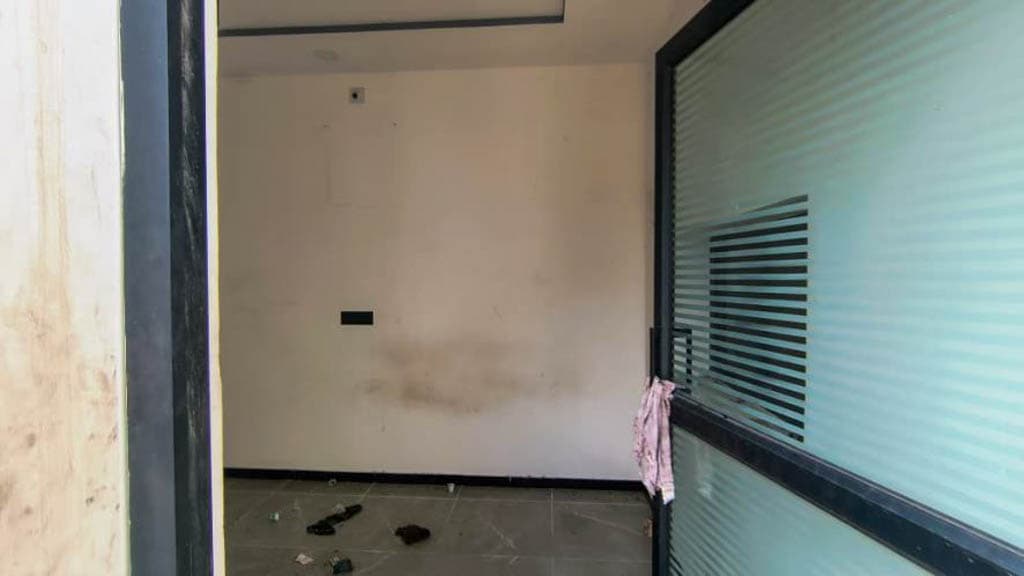 Property Photos 8