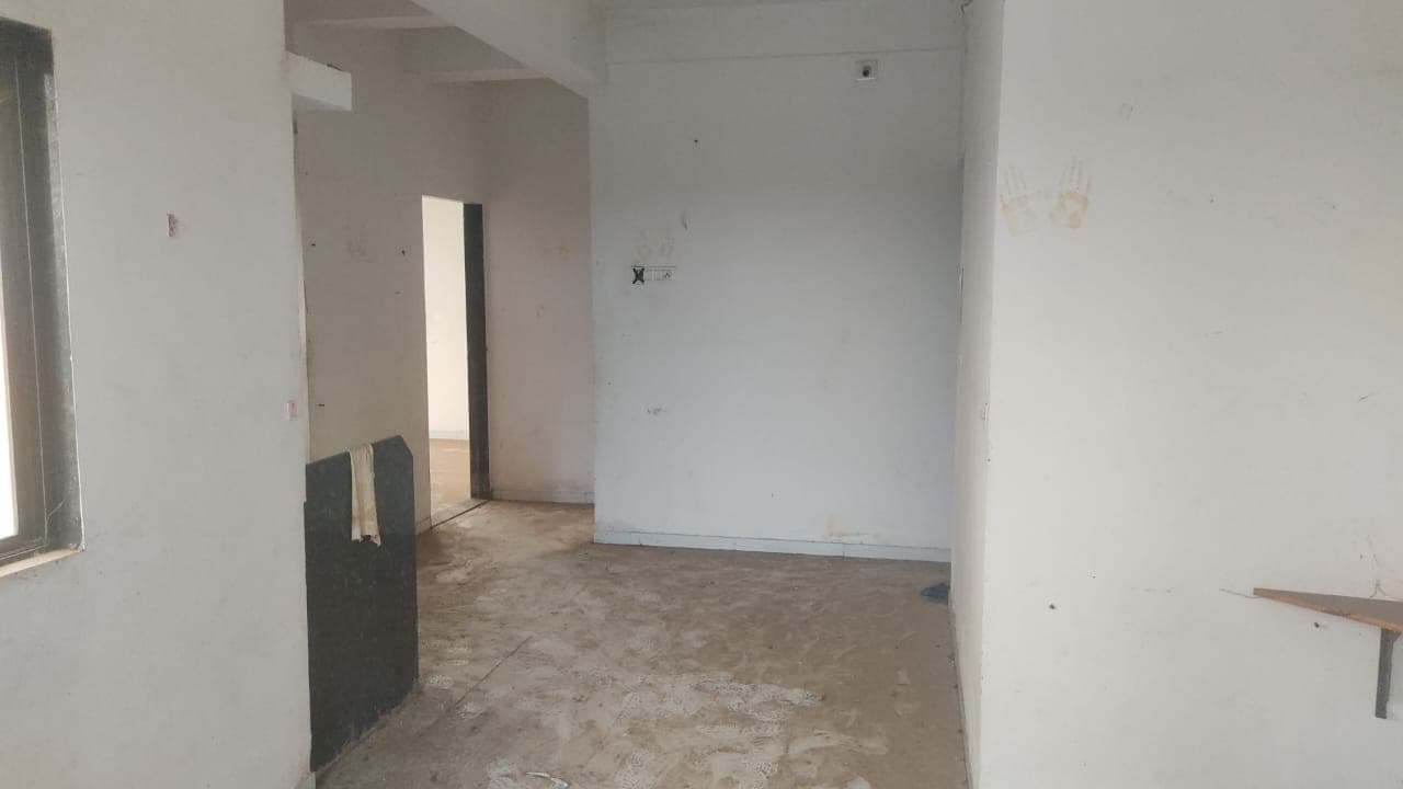 Property Photos 7