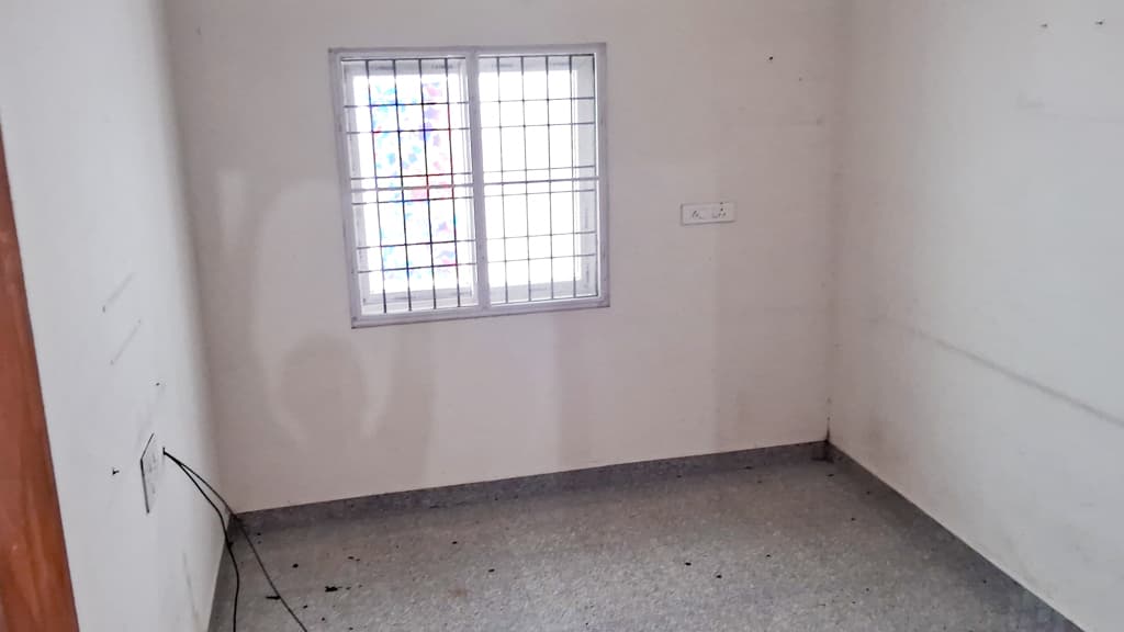 Property Photos 9