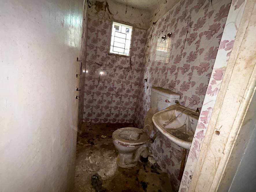 Property Photos 8