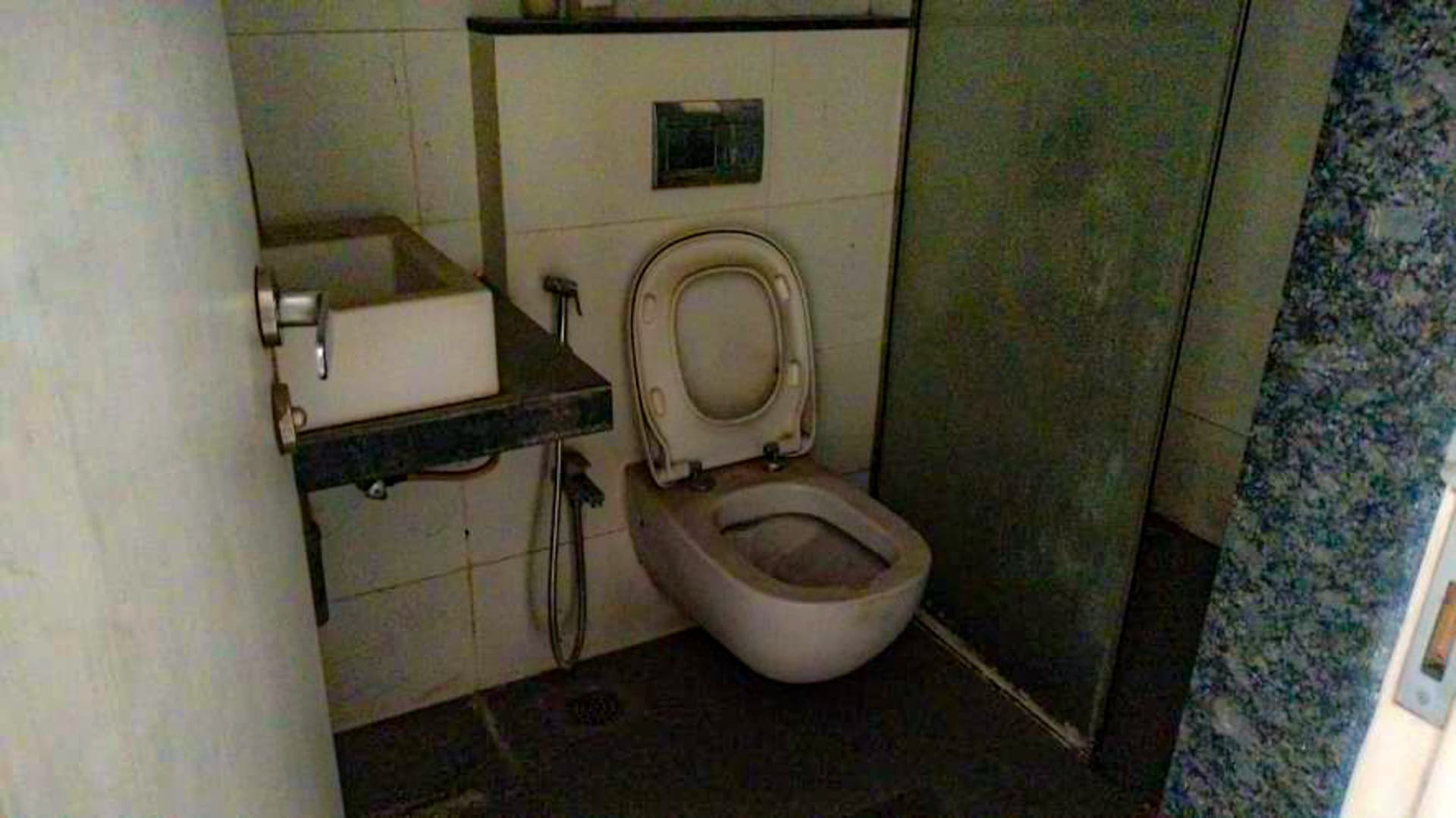 Property Photos 5