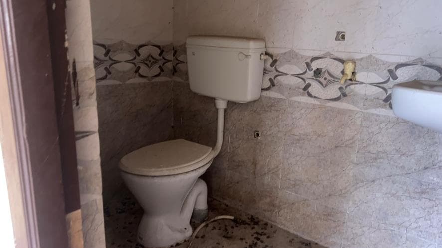 Property Photos 9