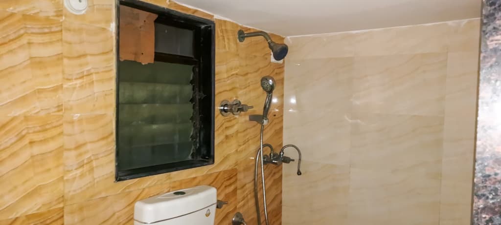 Property Photos 7