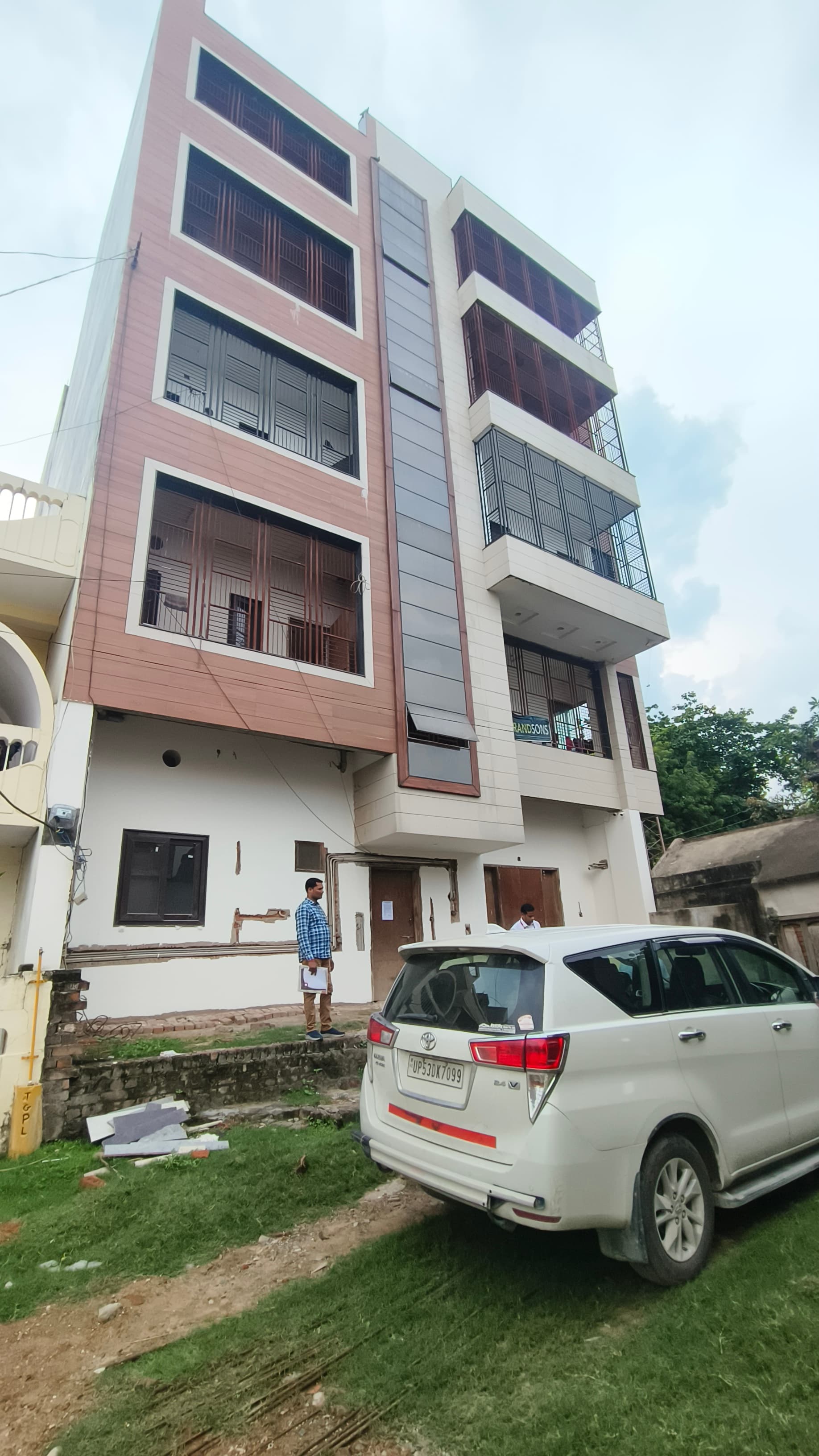Property Photos 1