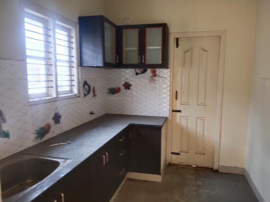 Property Photos 25