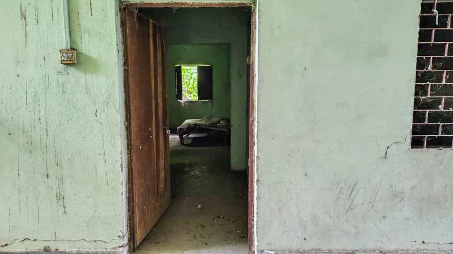 Property Photos 16