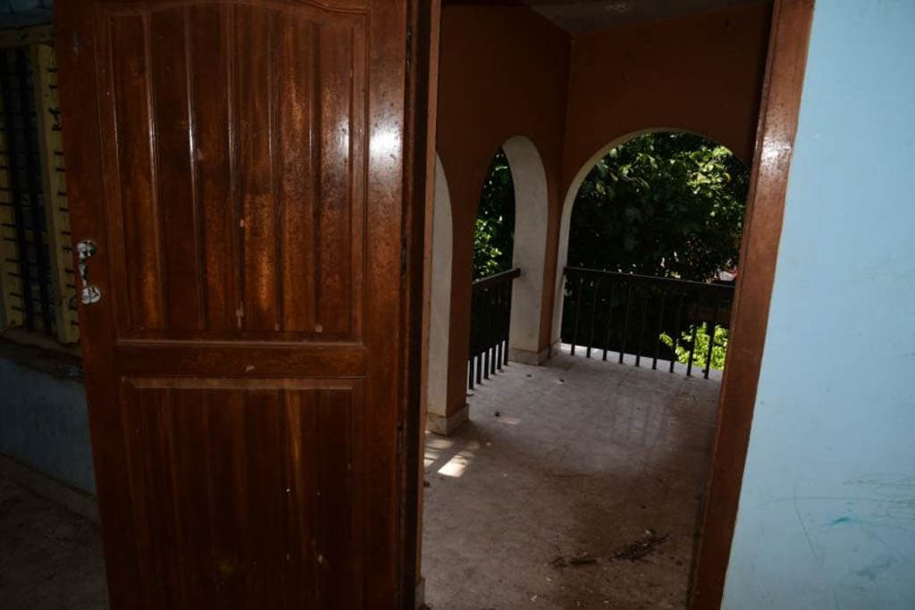 Property Photos 6