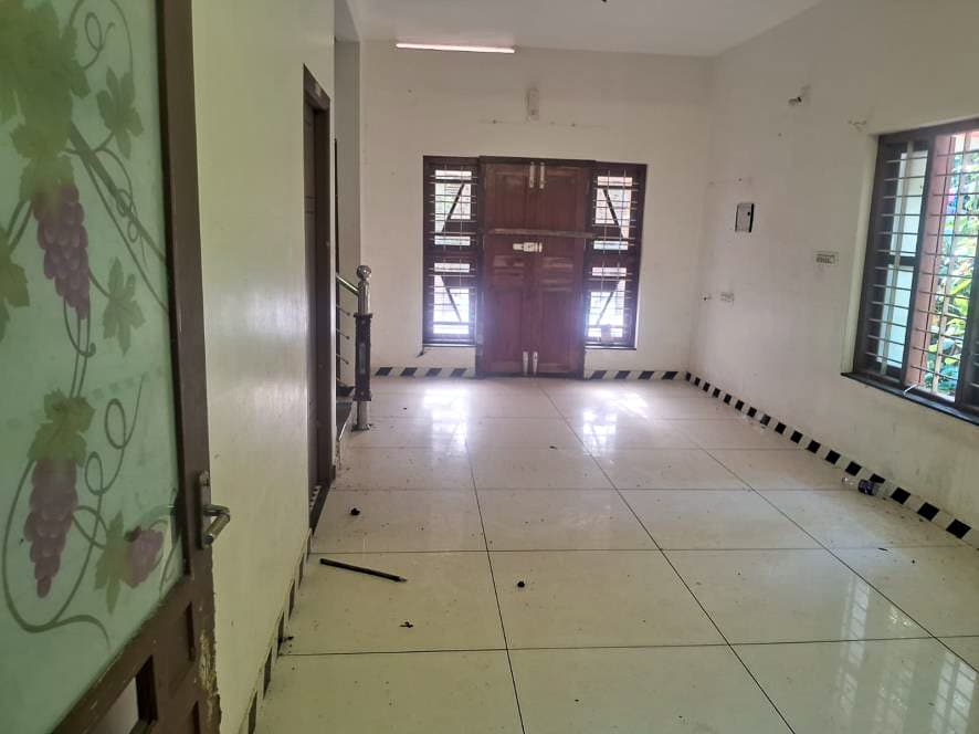 Property Photos 25