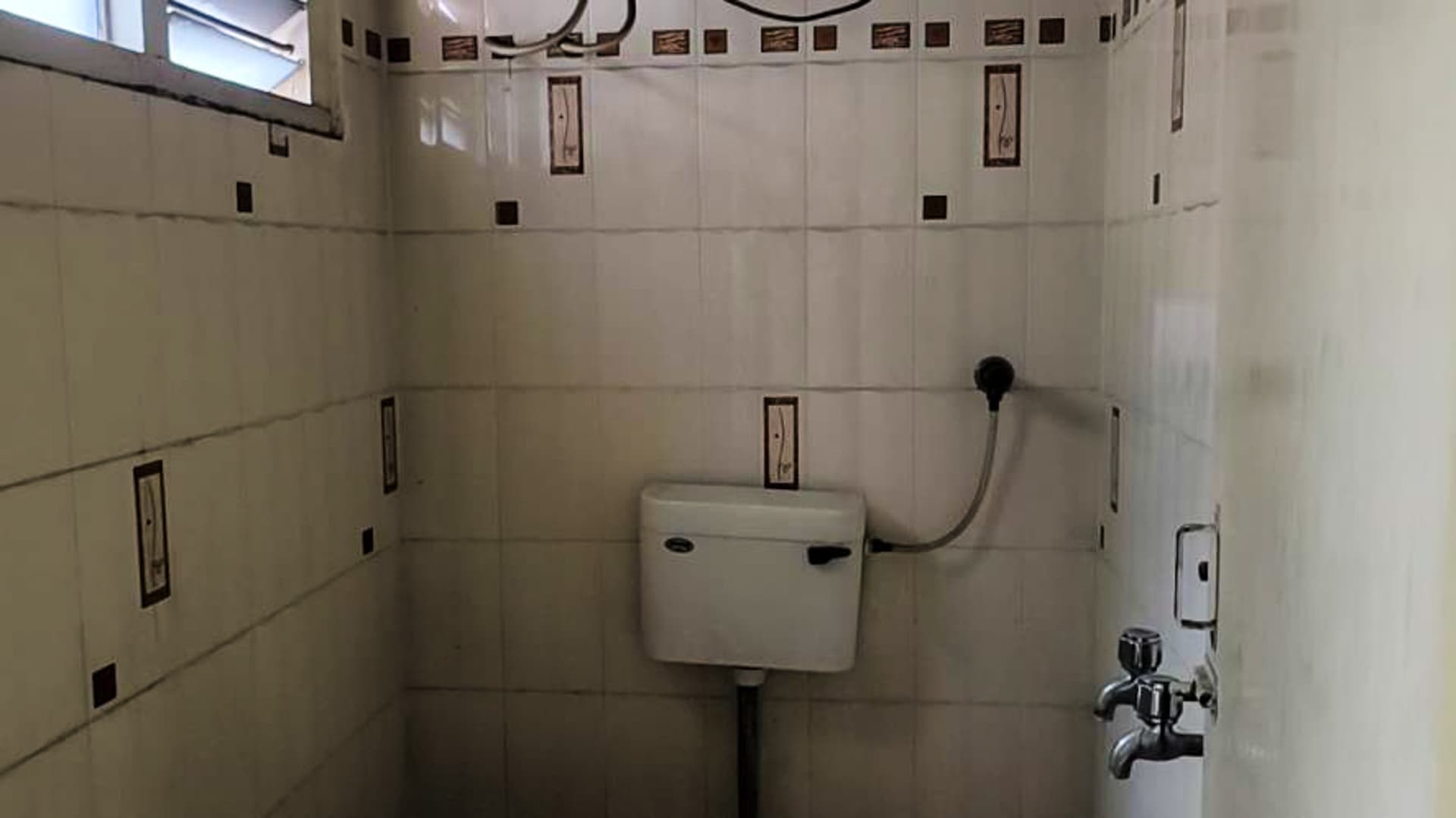 Property Photos 17
