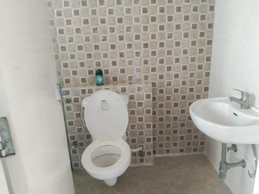 Property Photos 9