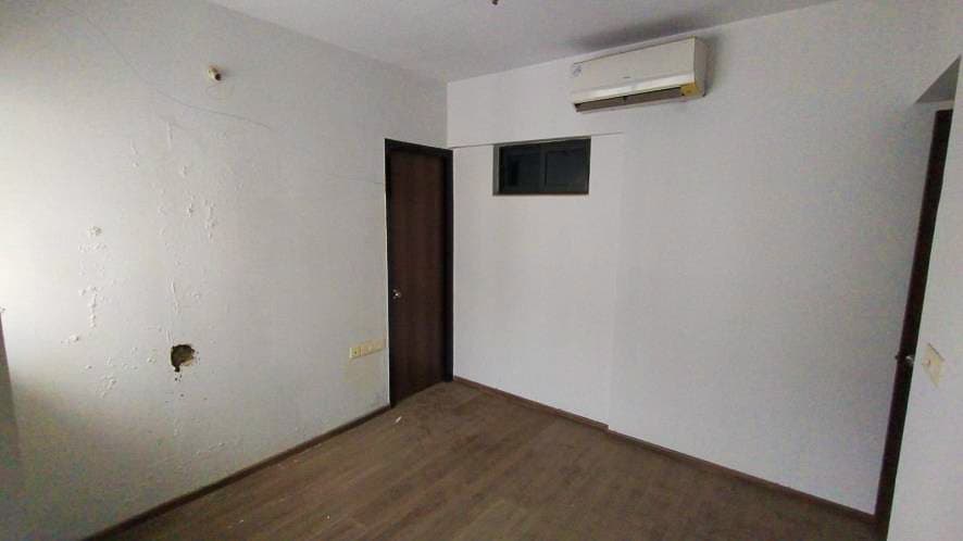 Property Photos 12