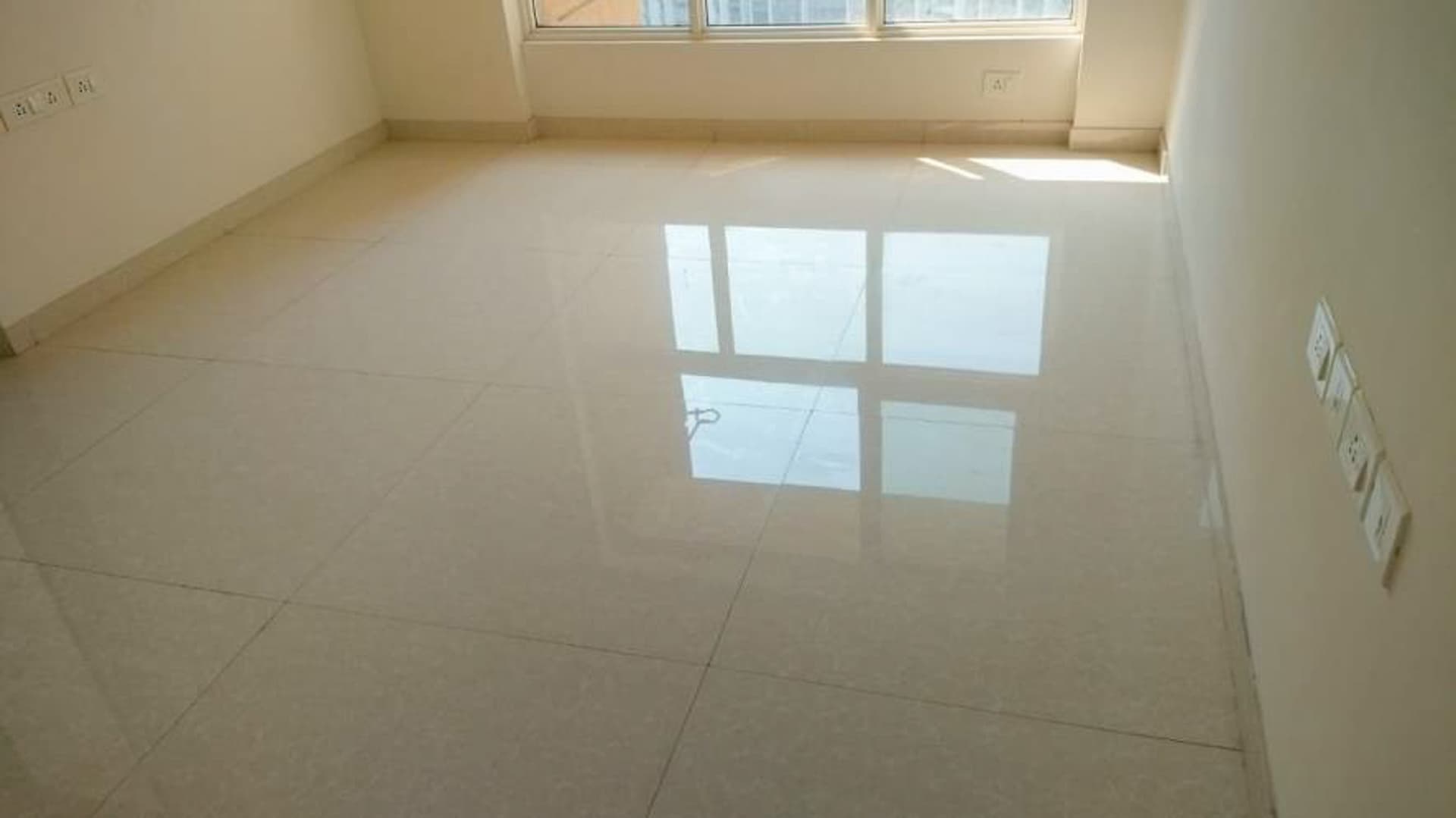 Property Photos 28