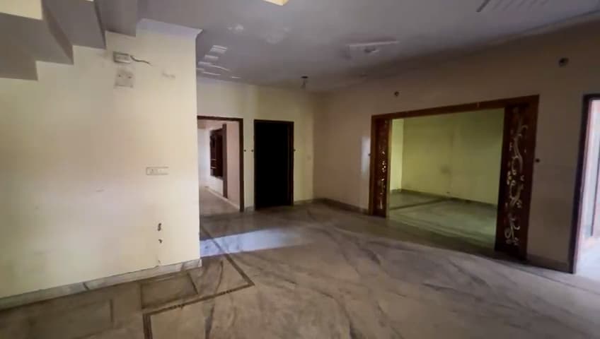 Property Photos 8