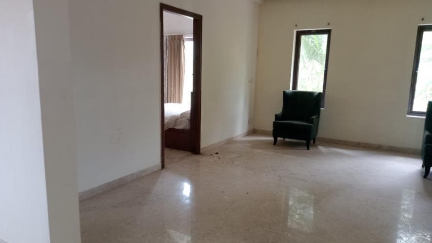 Property Photos 9