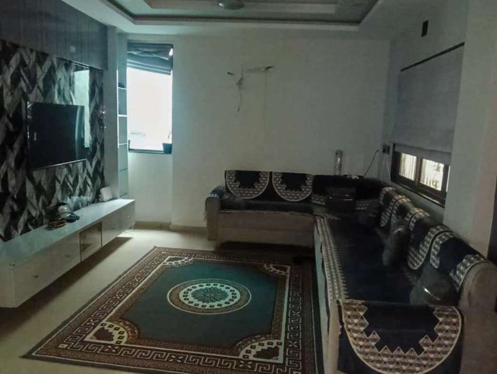 Property Photos 11