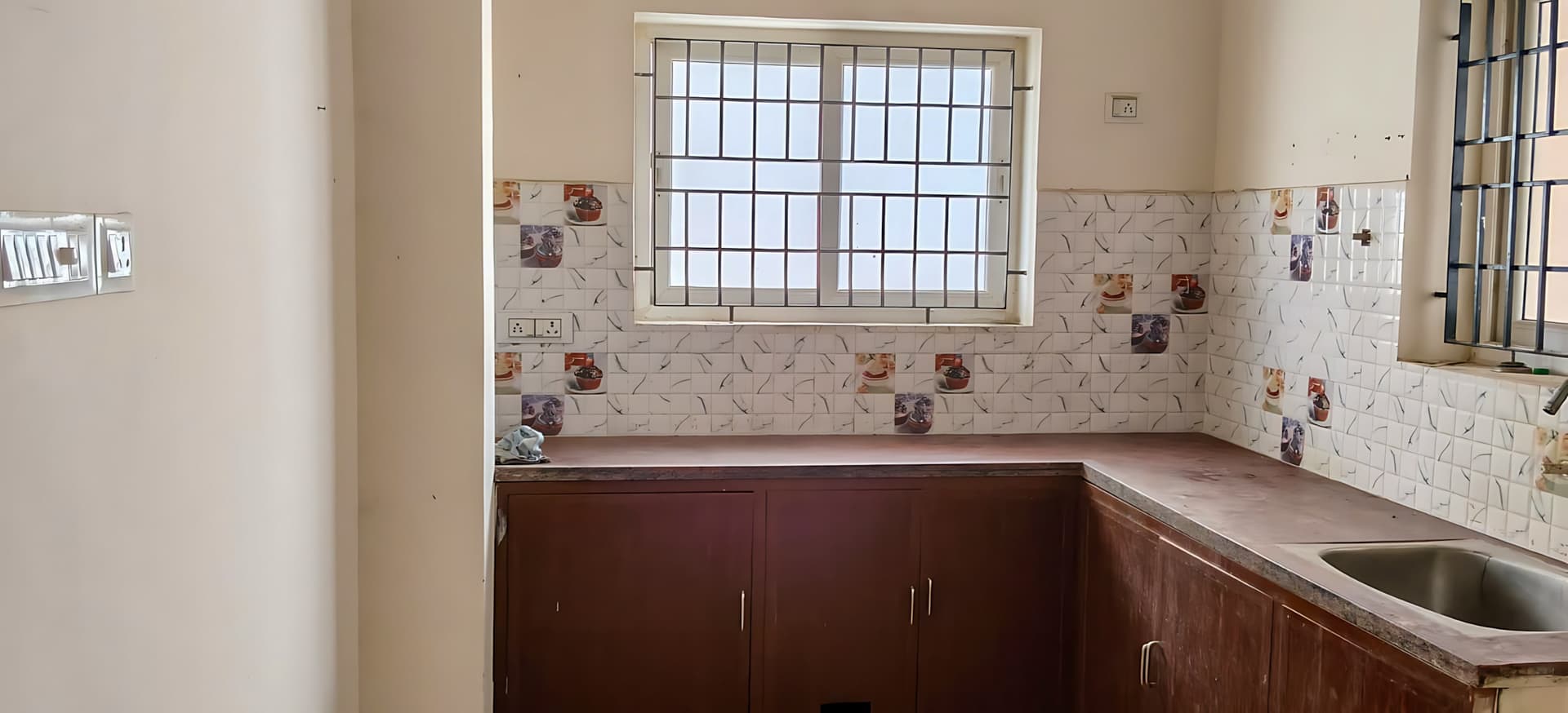 Property Photos 6