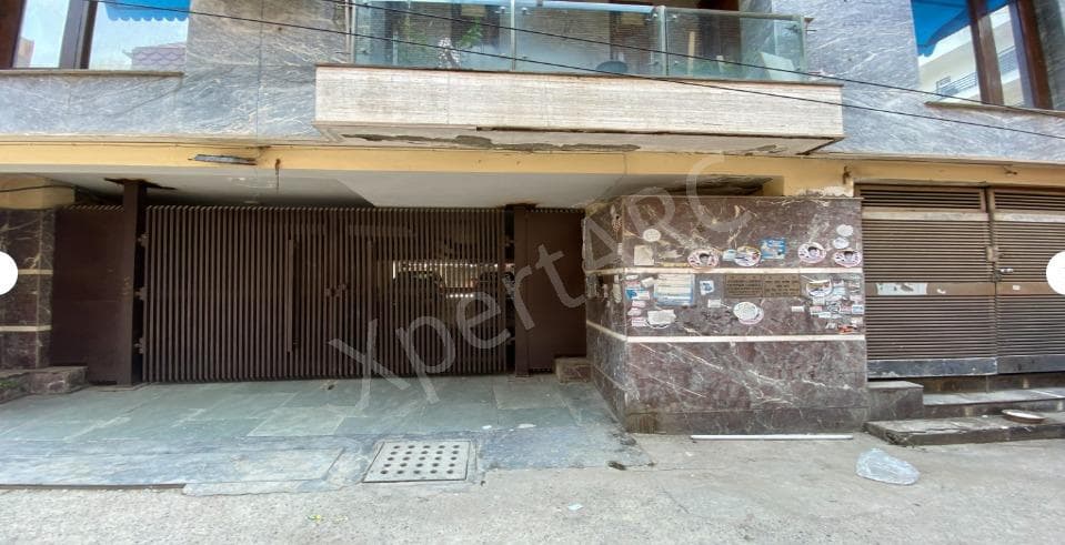 Property Photos 4