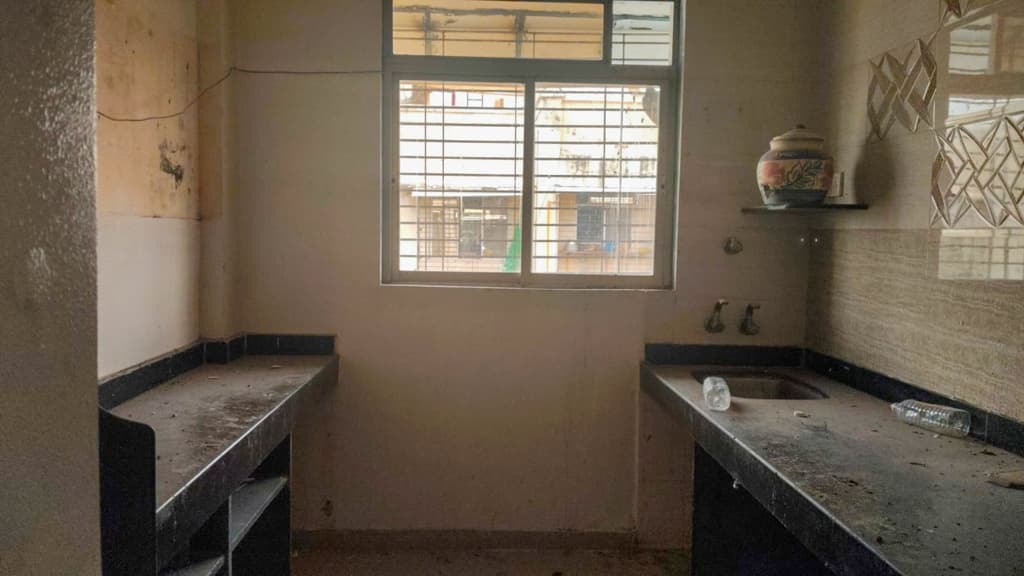Property Photos 6