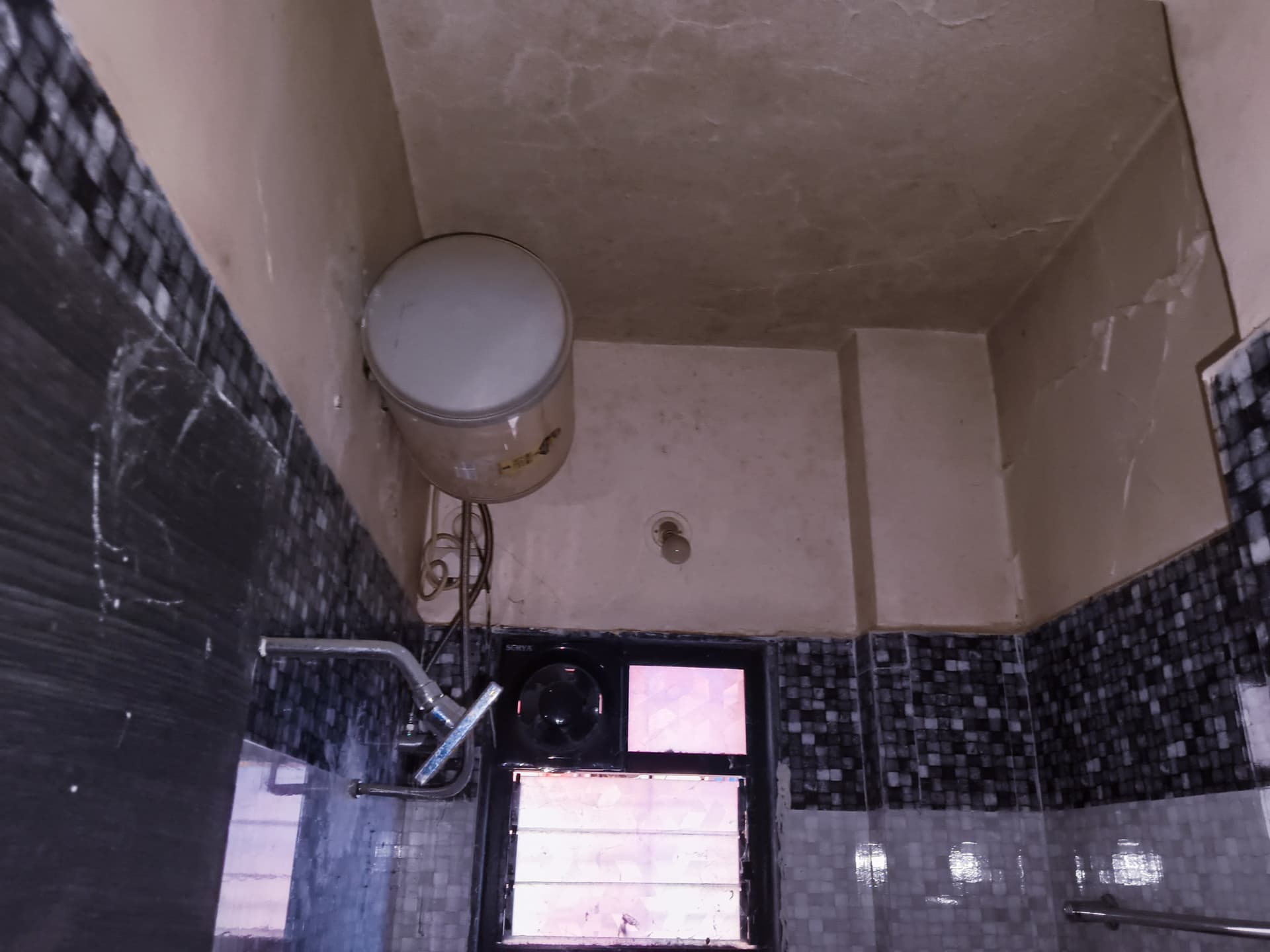 Property Photos 14