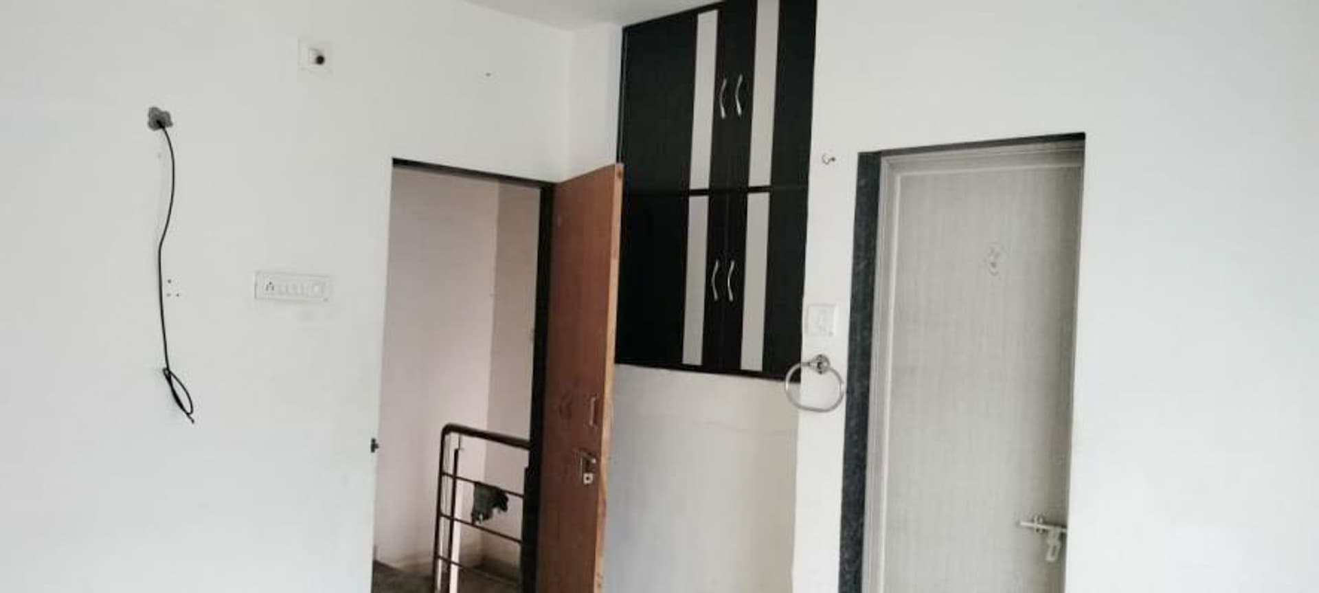 Property Photos 6
