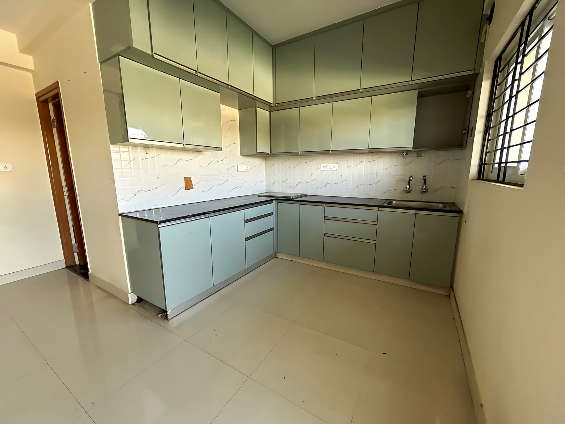 Property Photos 17