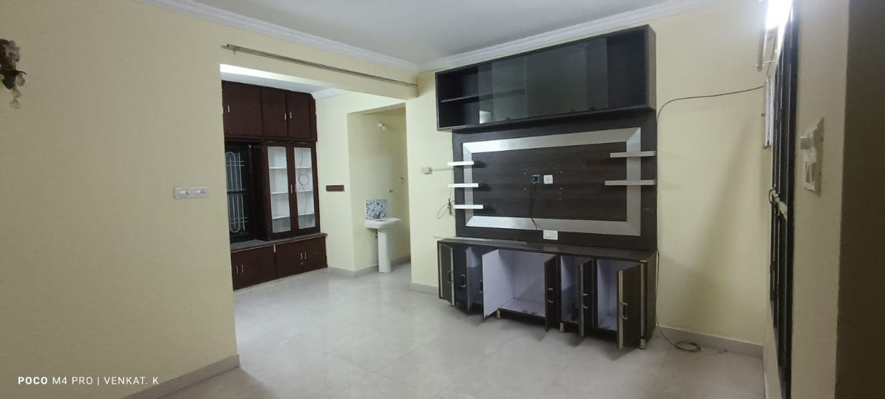 Property Photos 6