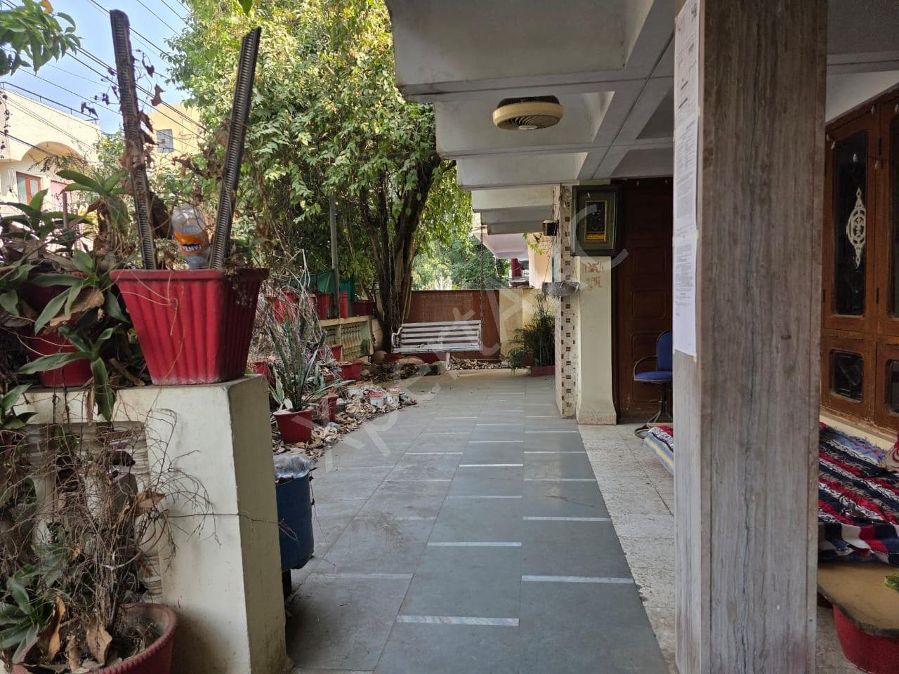 Property Photos 11
