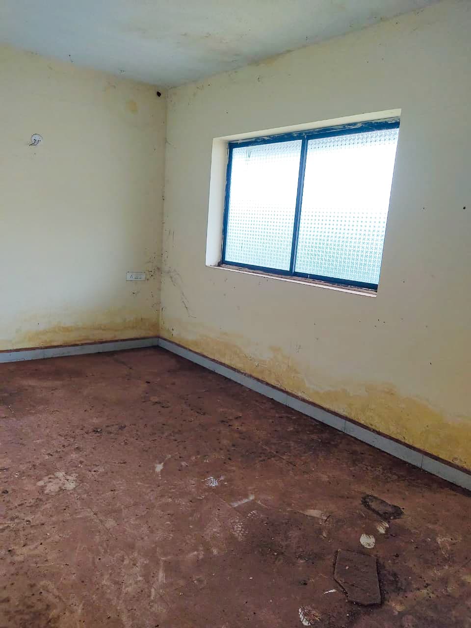 Property Photos 6
