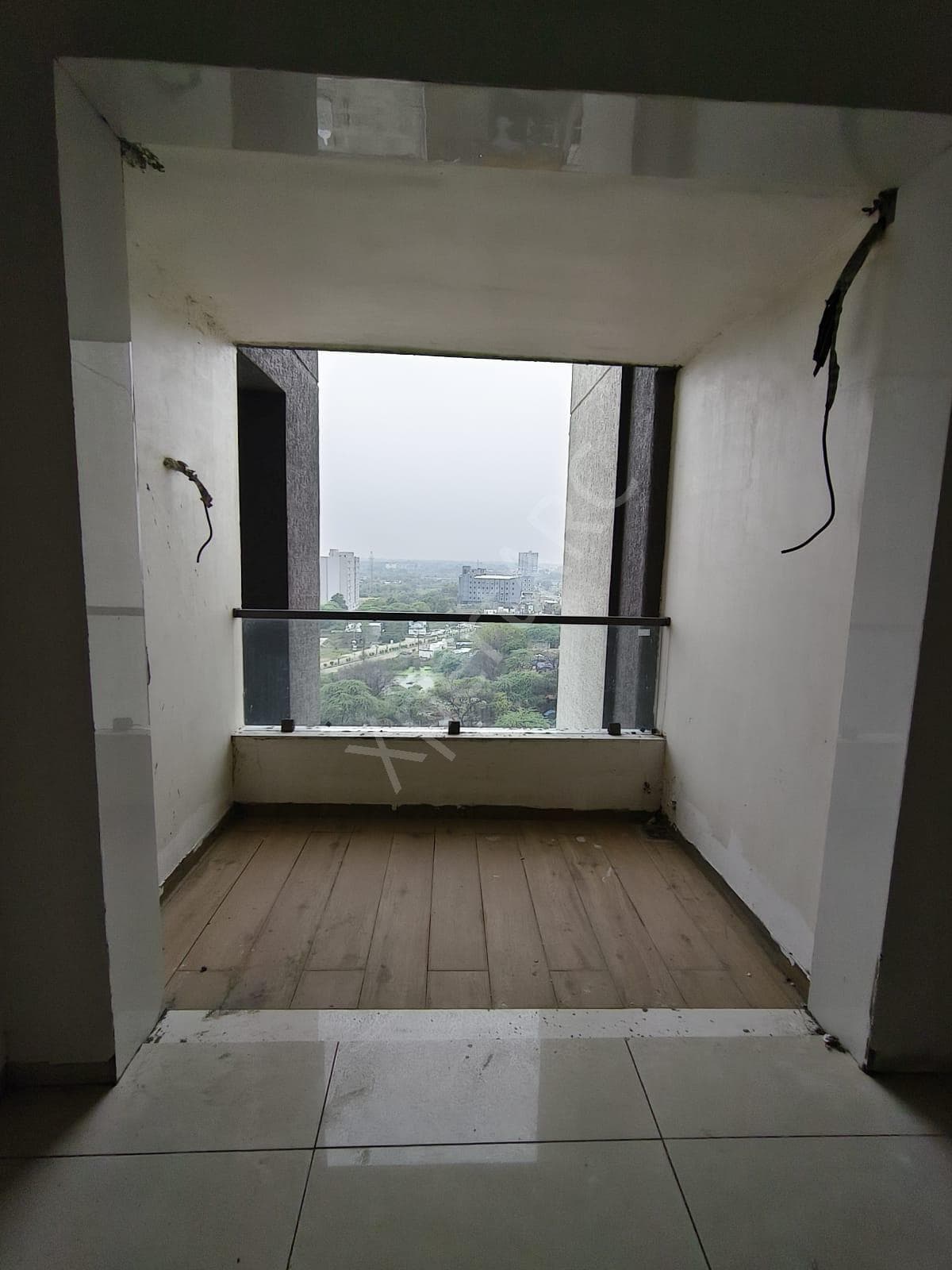 Property Photos 16