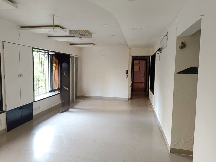 Property Photos 26