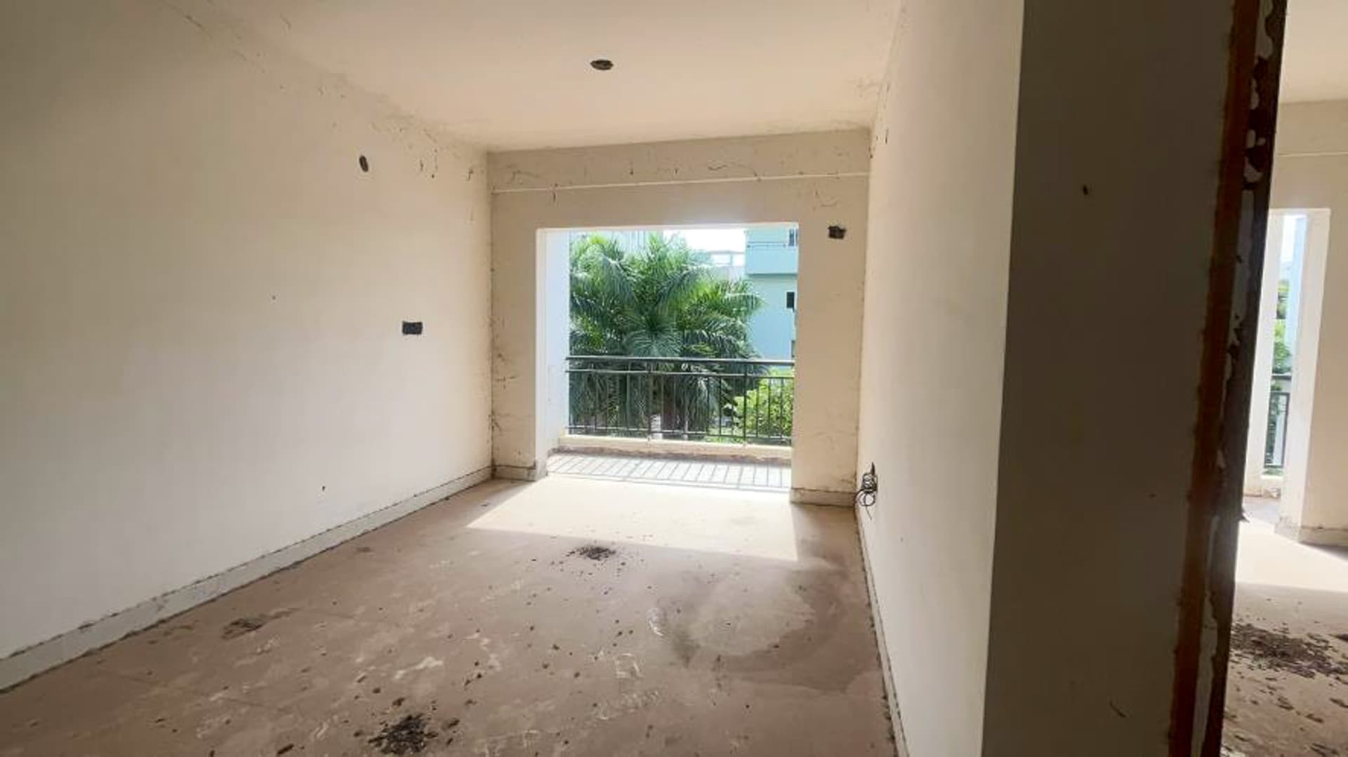 Property Photos 38