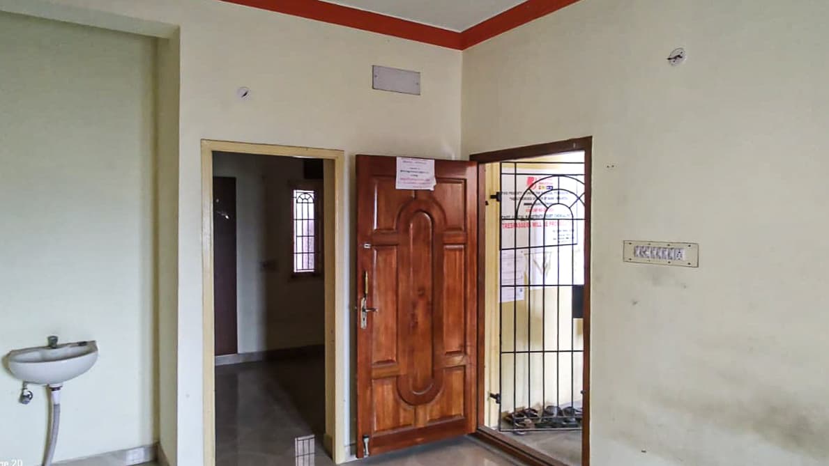 Property Photos 8