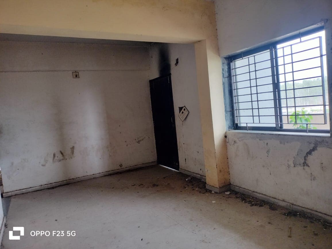 Property Photos 7