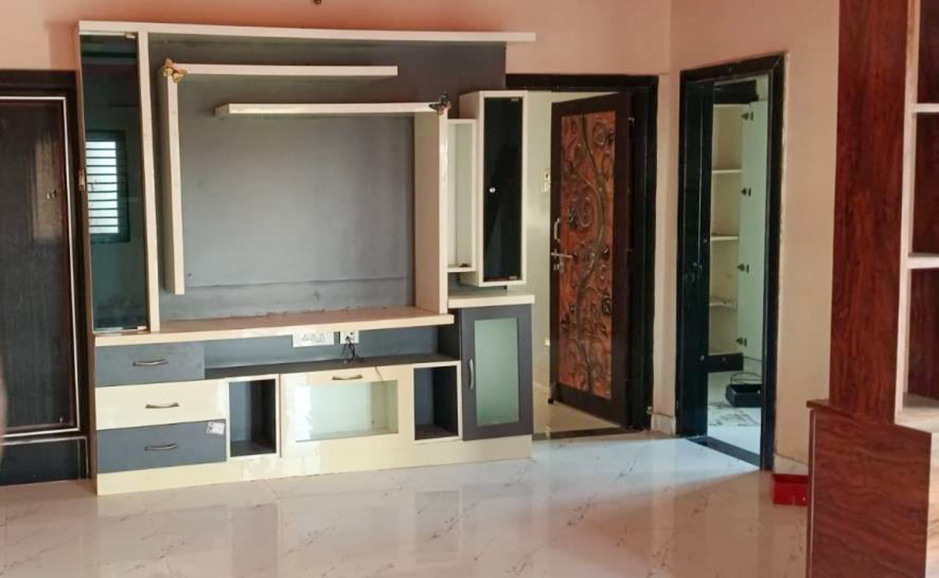 Property Photos 12