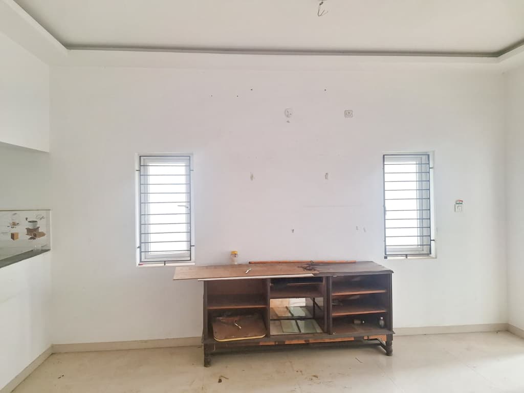 Property Photos 6