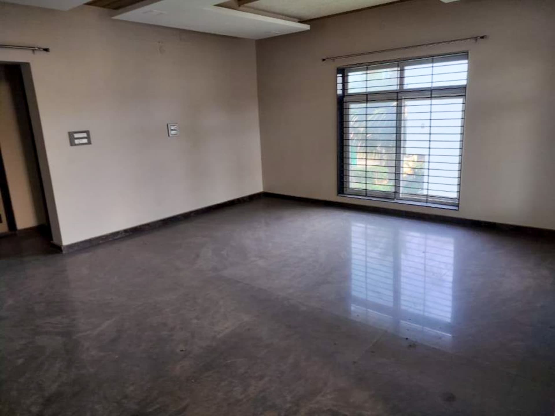 Property Photos 8