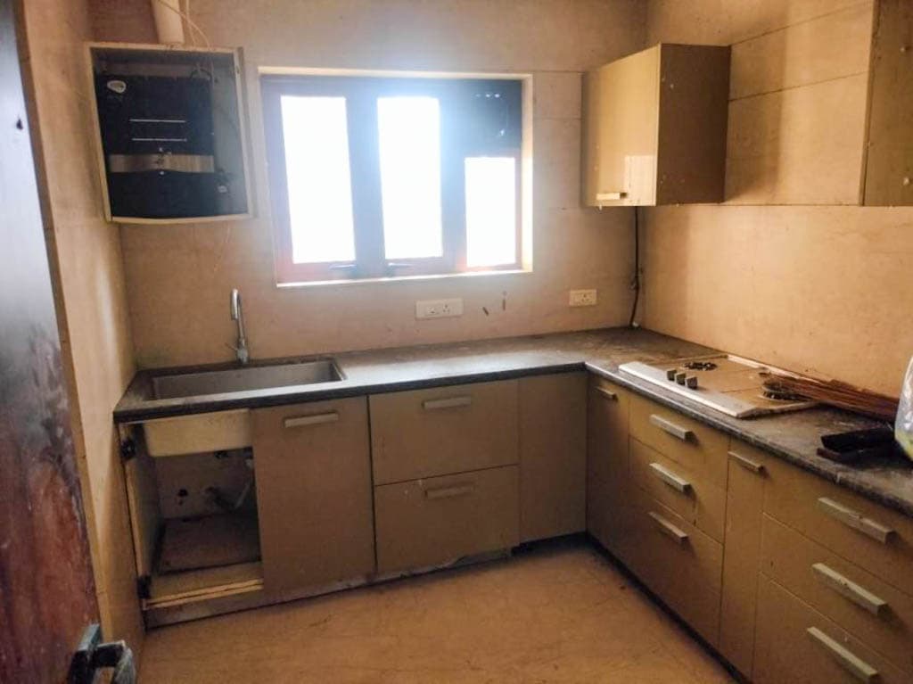 Property Photos 38