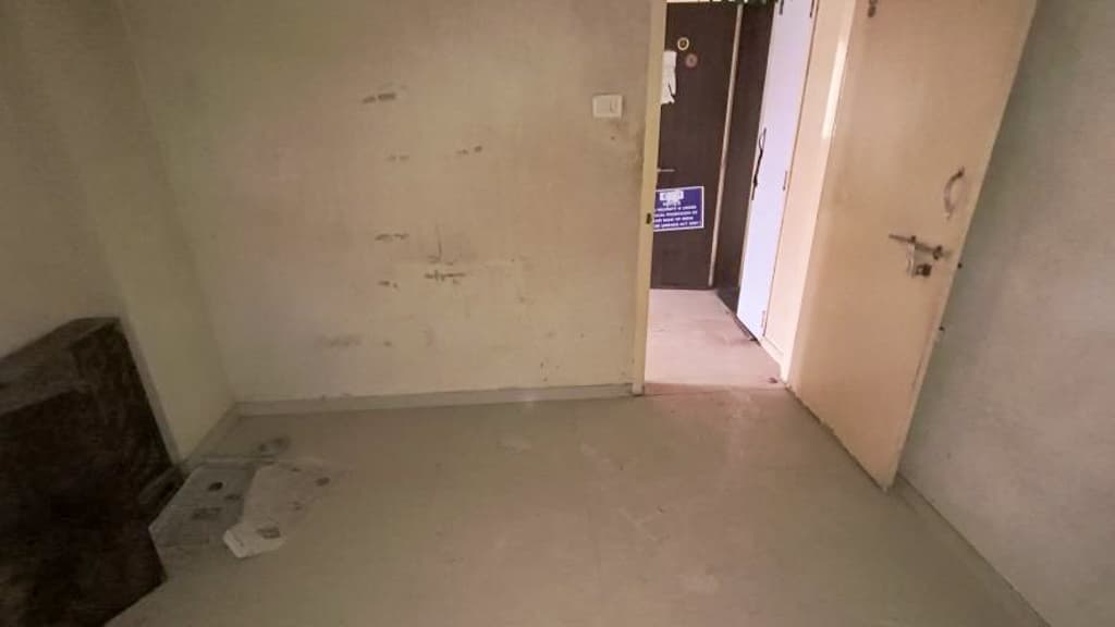Property Photos 23