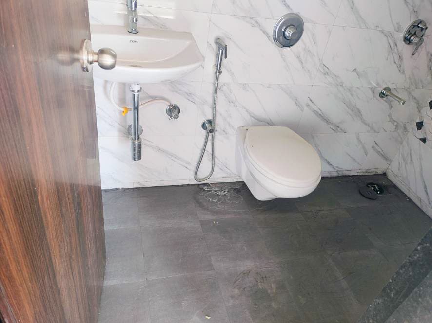 Property Photos 17
