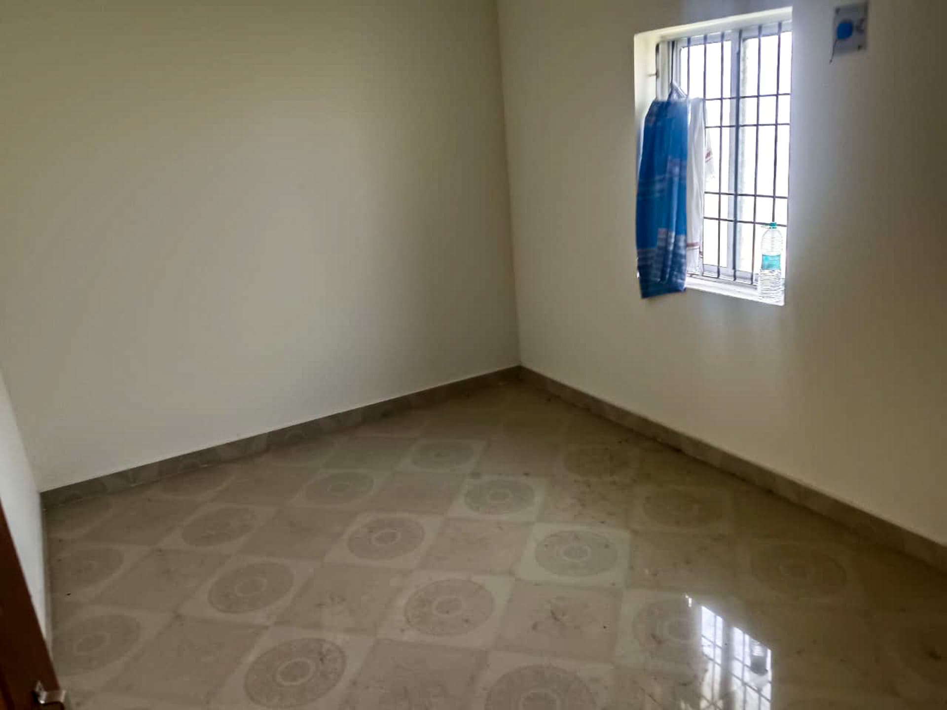 Property Photos 6