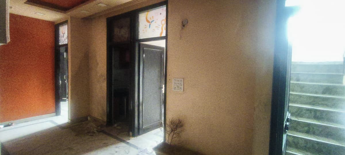 Property Photos 18