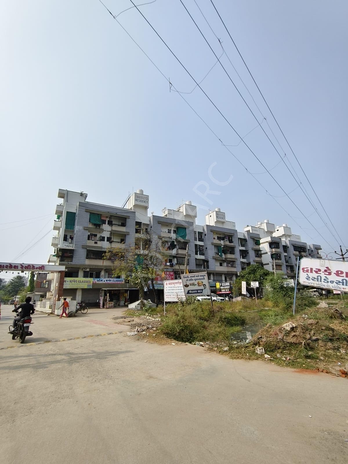 Property Photos 18