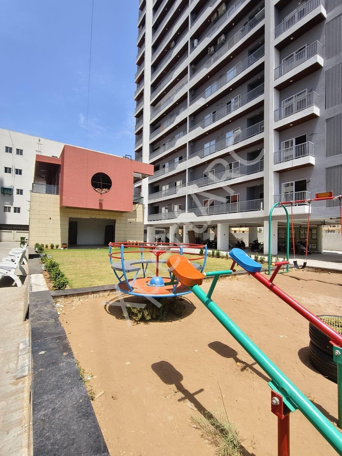 Property Photos 7