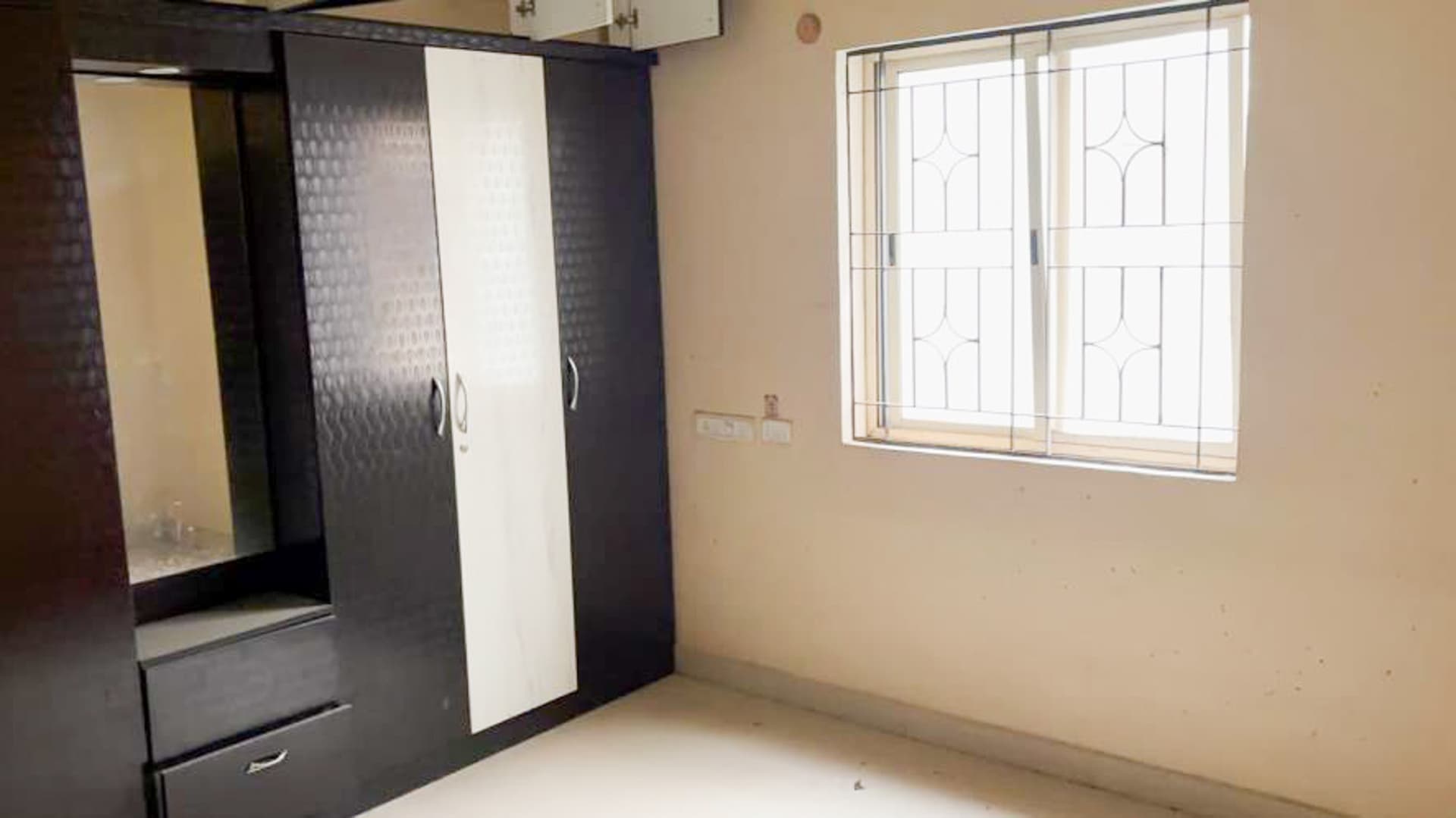 Property Photos 19