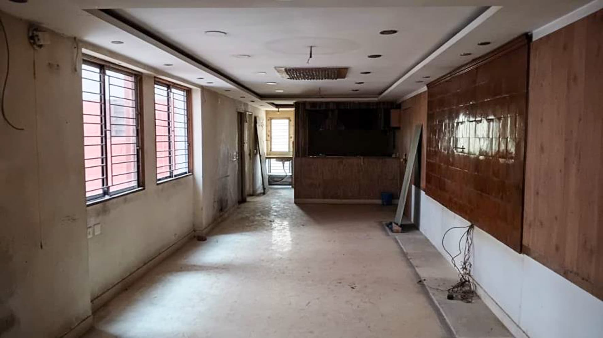 Property Photos 18