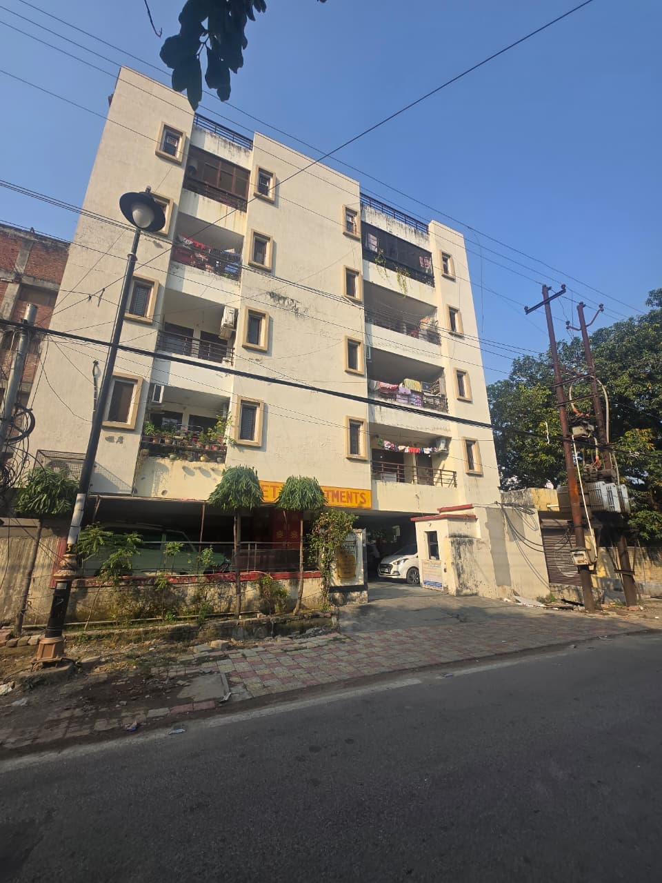 Property Photos 17