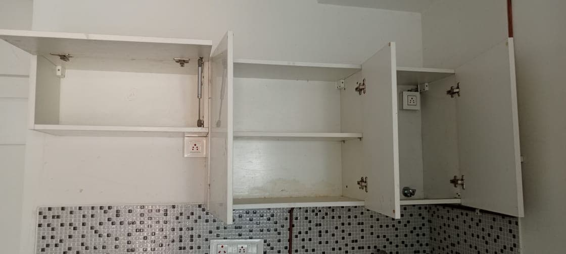 Property Photos 7
